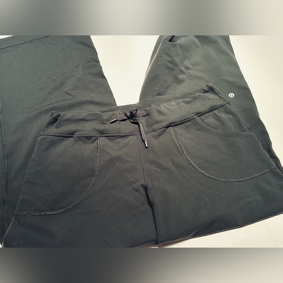 lululemon athletica Still Pant (Regular) in Black Size: 10 - Picture 13 of 14